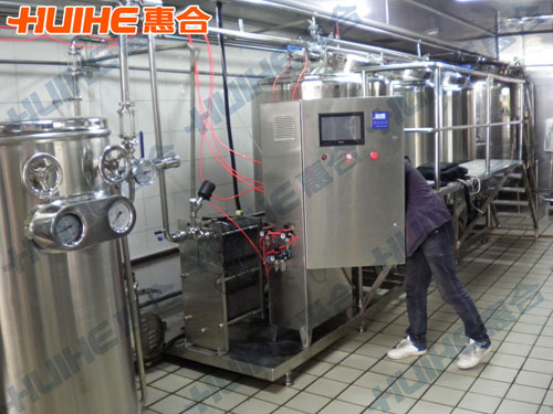 江蘇南通1500L全自動(dòng)CIP清洗系統(tǒng)調(diào)試現(xiàn)場(chǎng)圖2